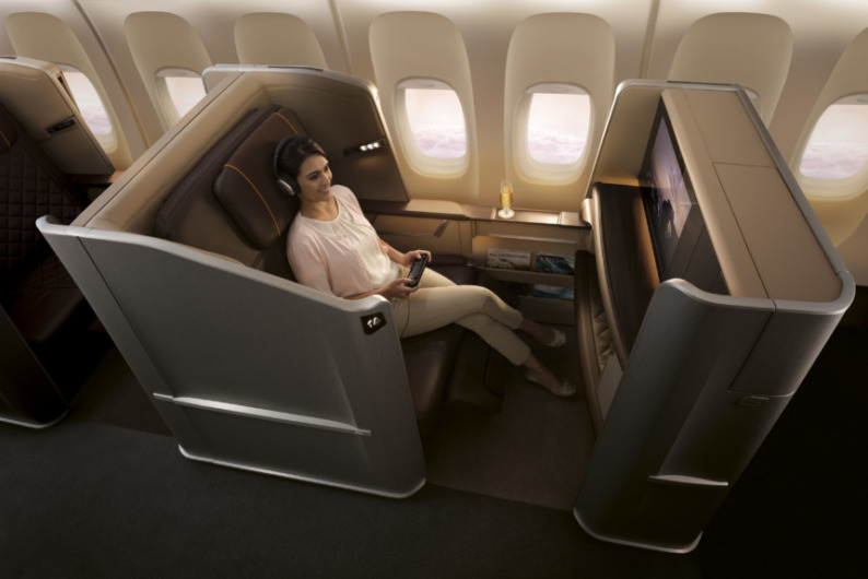 シンガポール航空777–300ER　新しいファーストクラスシート
