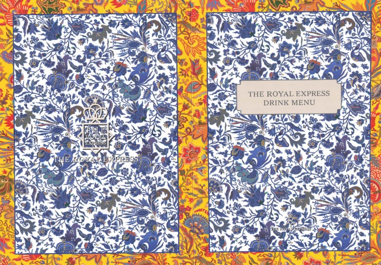 ロイヤルエキスプレス車内の椅子のデザインと同じ意匠のメニュー表。