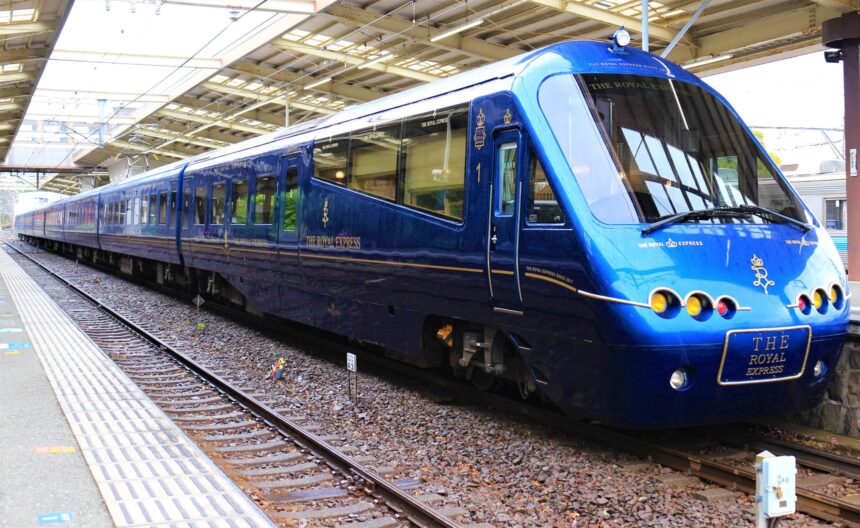 豪華電車、THE ROYAL EXPRESSの世界へようこそ
