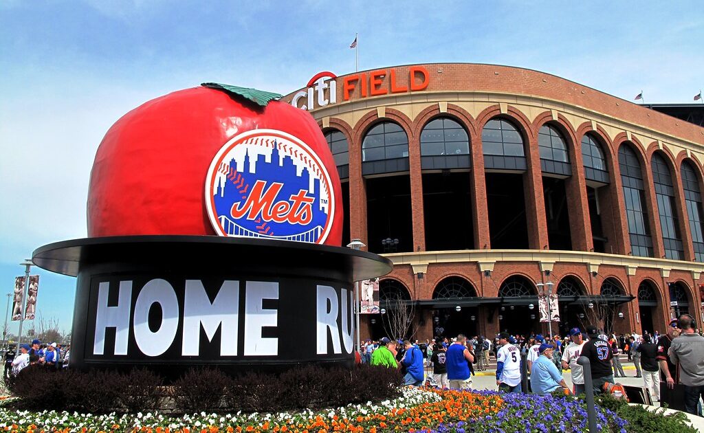 ニューヨークメッツの本拠地シティフィールド。