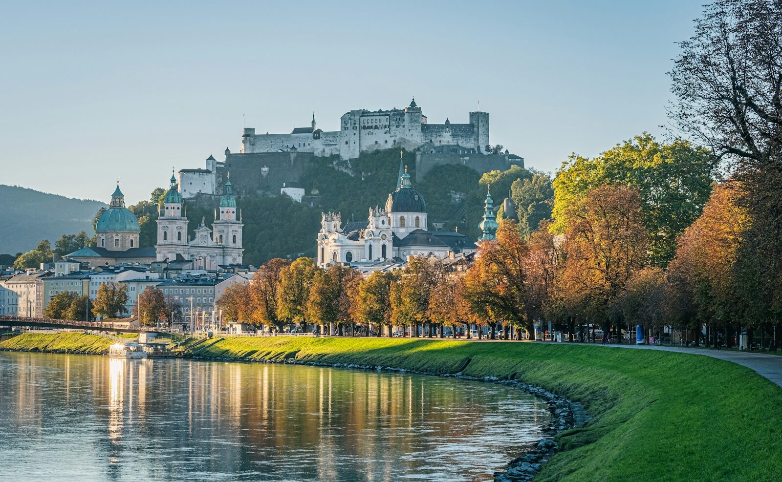 アルプスの要塞「ホーエンザルツブルク城」