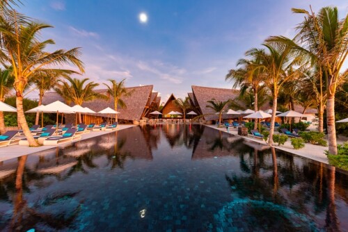 Mövenpick Resort Kuredhivaru Maldives