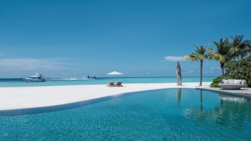 Four Seasons Maldives PRIVATE ISLAND AT VOAVAH