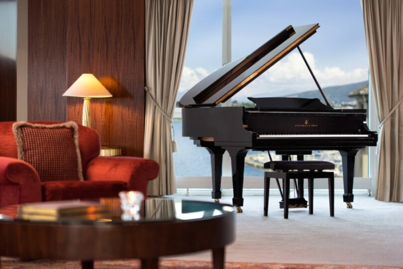 Royal Penthouse Suite - Imperial Steinway Grand Piano