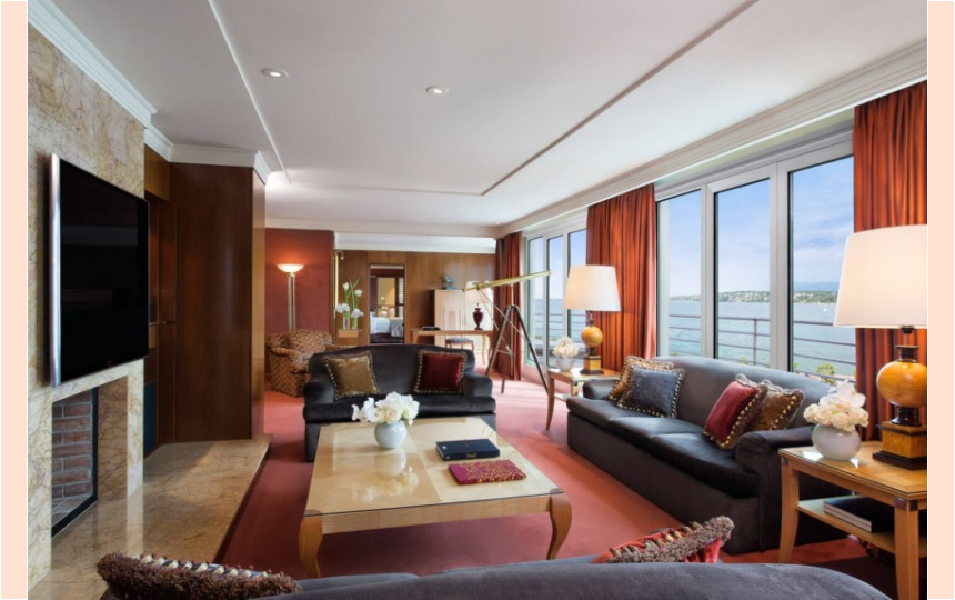 Royal Penthouse Suite - Royal Living Room Royal Penthouse Suite - Royal Living Room