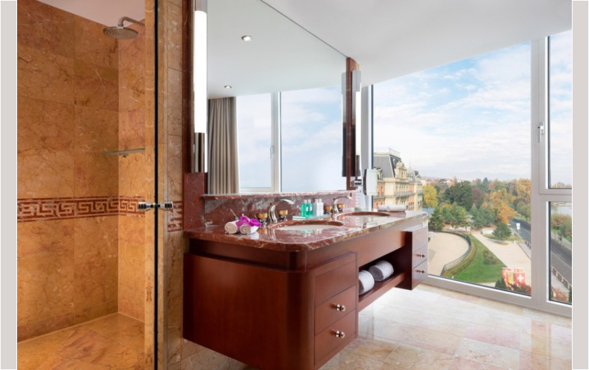 Crown & Presidential Suites Bathroom Crown & Presidential Suites Bathroom
