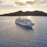 シルバー・シャドーの姉妹船、シルバー・ウィスパーは28,000トンの中型客船で、落ち着いた、ゆとりのある空間が広がっています。もちろんシルバーシーのコンセプトはそのままに、上質なサービスを提供しています。 SILVER WHISPER